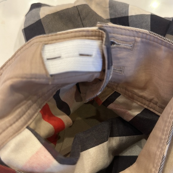 Authentic Burberry Girl’s Skirt - Size 4 - Picture 6 of 9